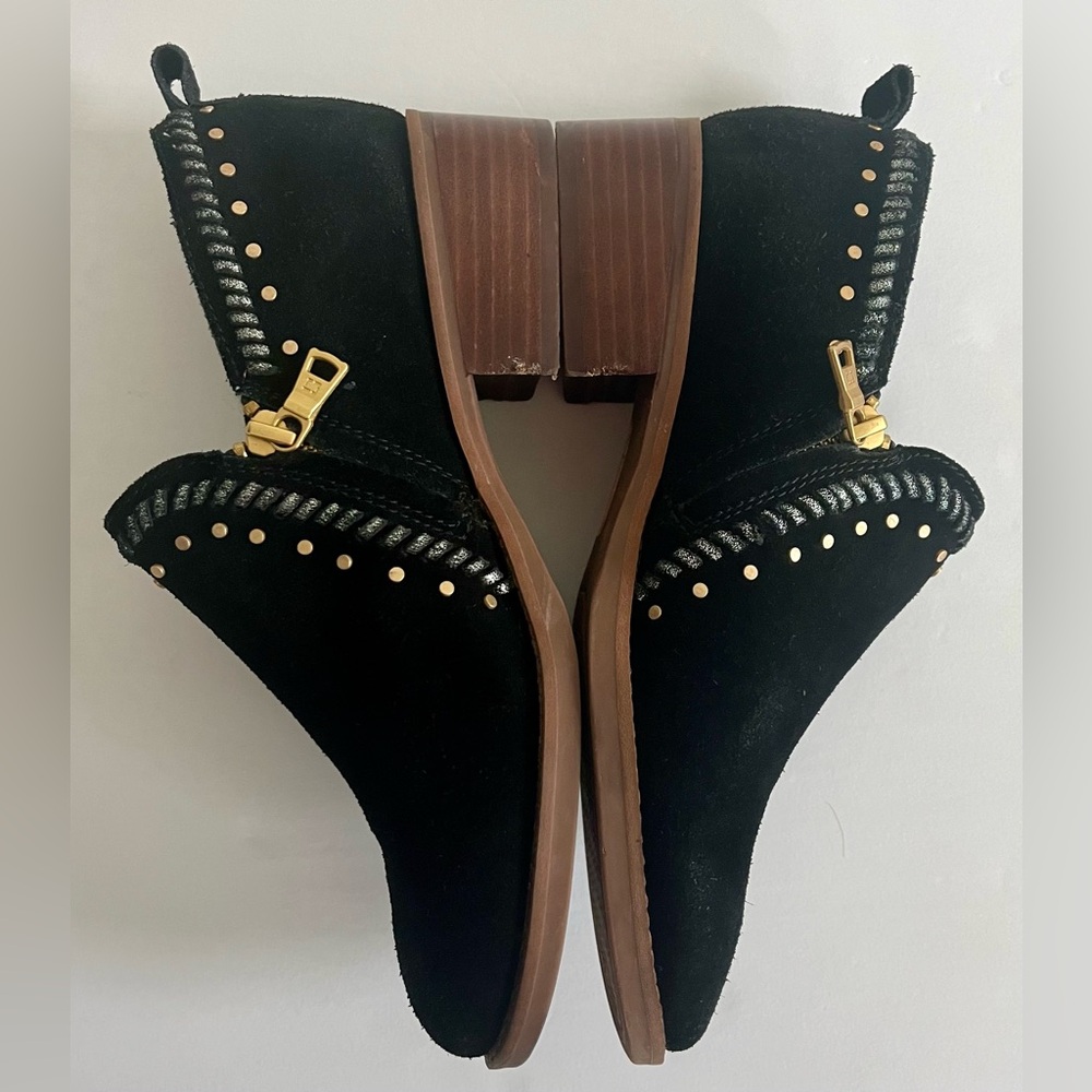 LATIGO Black Suede Zippered Ankle Booties Size 6M